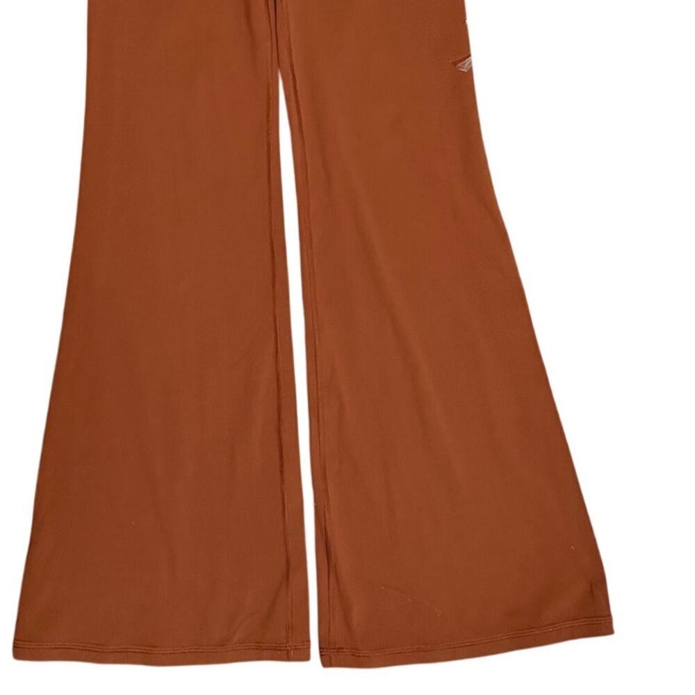 Athleta Burnt Orange Flare Leg Pants Size Small - Picture 5 of 11